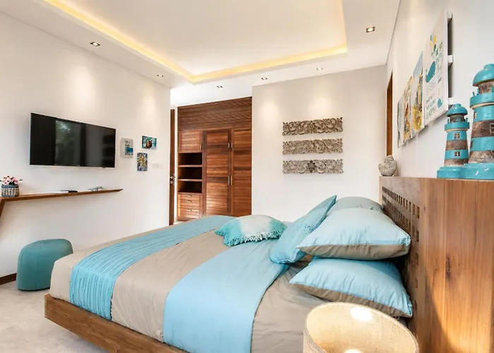 Villa Walk To The From Luxury Designer