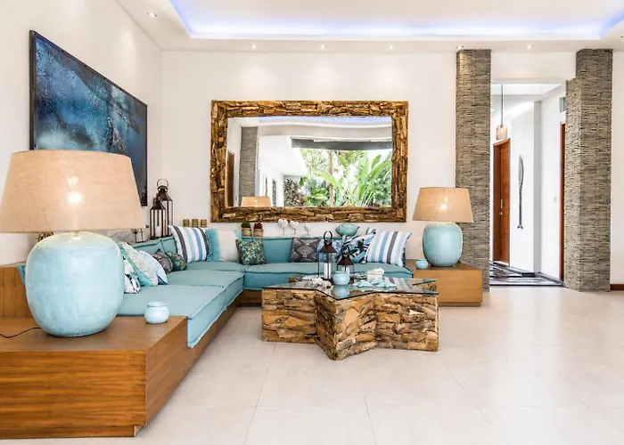 Villa Walk To The From Luxury Designer Seminyak